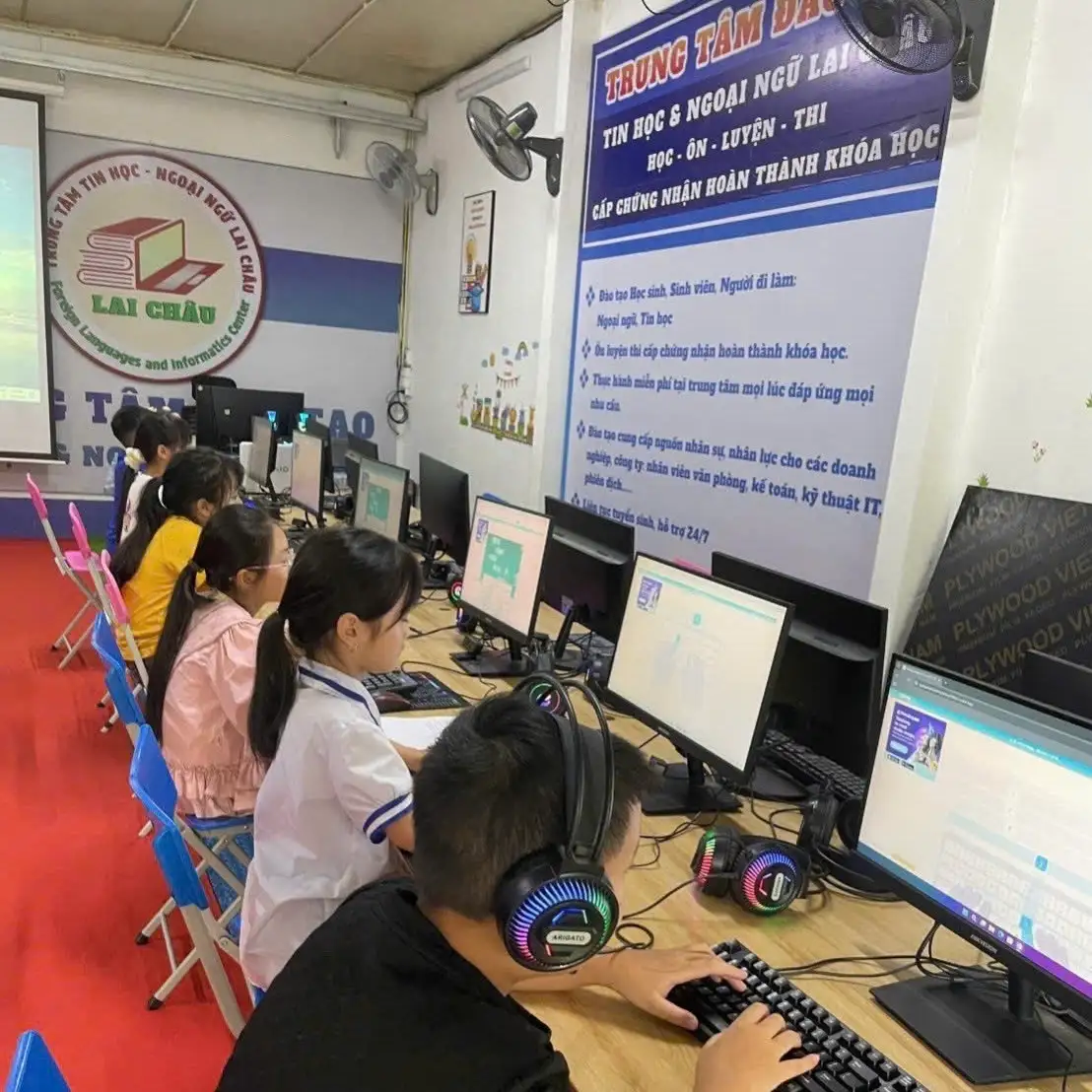 Cửa hàng Tin học Ngoại ngữ Lai Châu đã dùng dịch vụ 3SM Voice