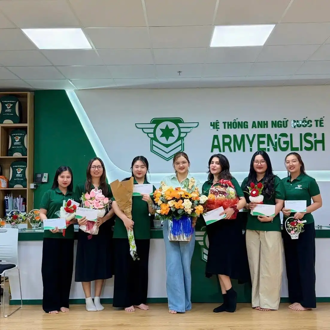 Cửa hàng Anh ngữ Army English đã dùng dịch vụ 3SM Voice