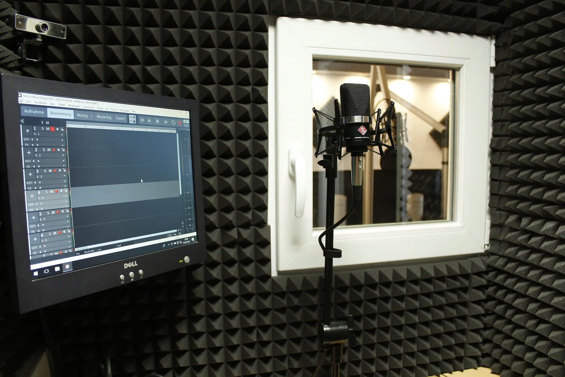 Bàn mix và thiết bị chỉnh âm tại 3SM VOICE
